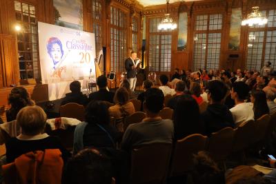 Les Cordes Fantastiques - A bord de Poudlard Express - Agrandir l'image 39 sur 88, fenêtre modale