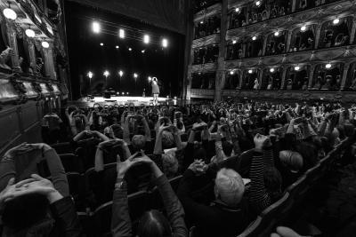 Marianne James - Agrandir l'image 4 sur 4, fenêtre modale