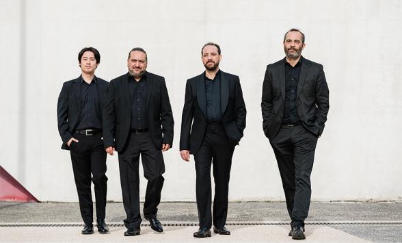 L’ensemble Paname - Agrandir l'image, fenêtre modale